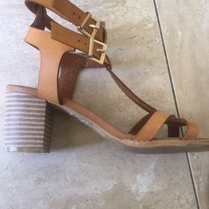 Double strap heeled sandals sz 9
